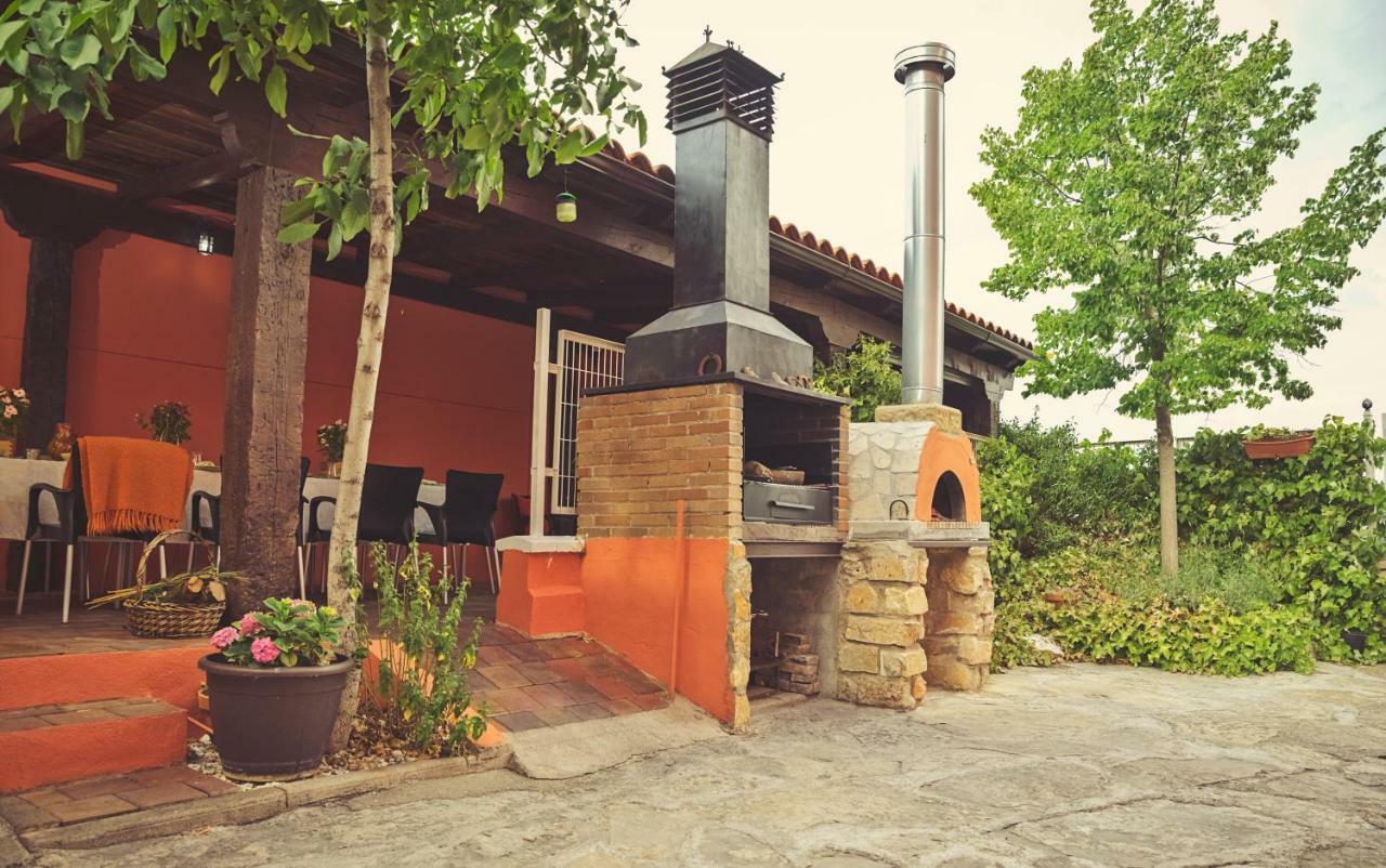 Apartamento 2 4/6 Pax Casa Rural El Sauce. A 2,5 Km De Cuenca Capital Nohales Esterno foto