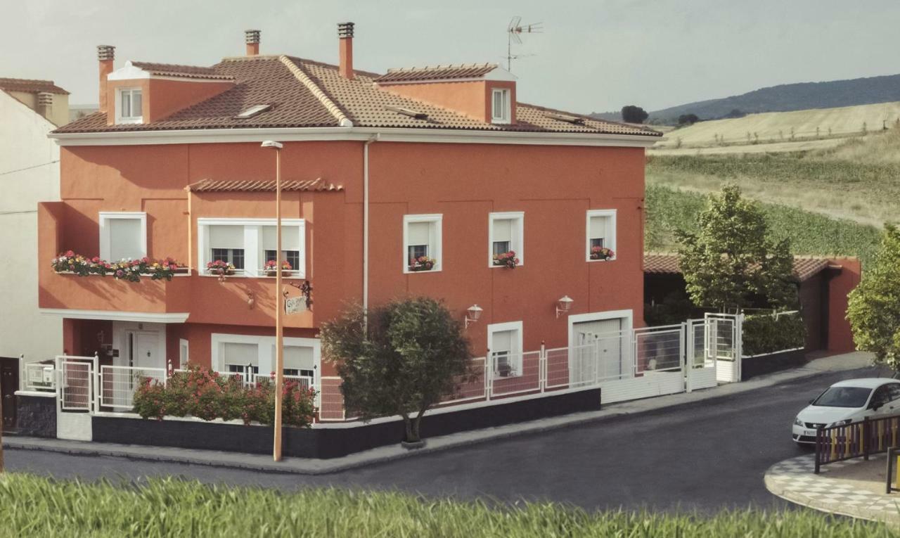 Apartamento 2 4/6 Pax Casa Rural El Sauce. A 2,5 Km De Cuenca Capital Nohales Esterno foto