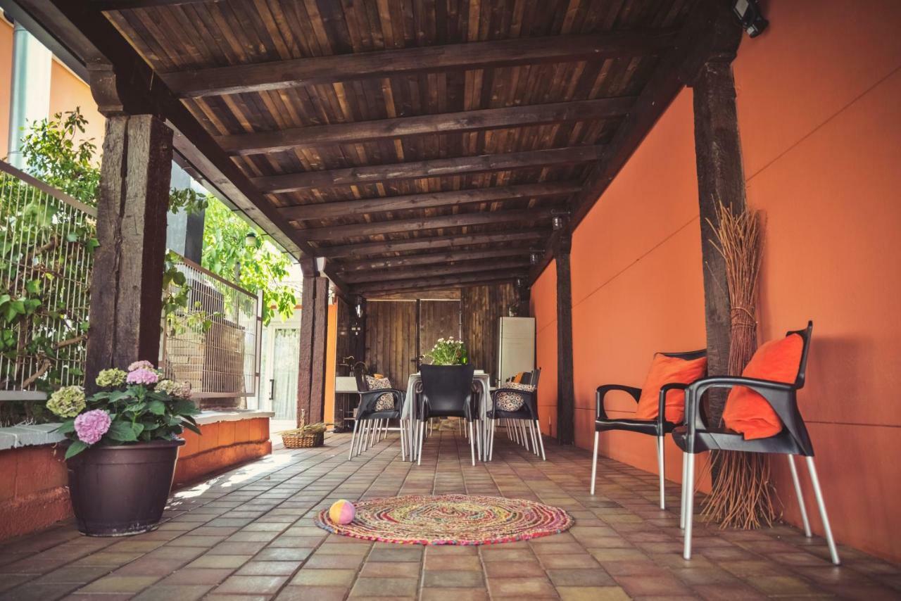 Apartamento 2 4/6 Pax Casa Rural El Sauce. A 2,5 Km De Cuenca Capital Nohales Esterno foto