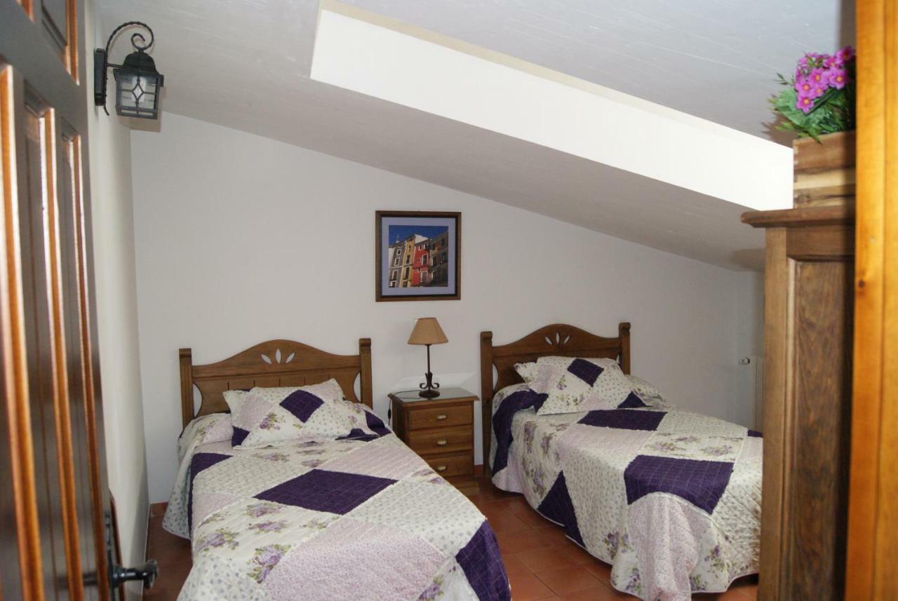 Apartamento 2 4/6 Pax Casa Rural El Sauce. A 2,5 Km De Cuenca Capital Nohales Esterno foto