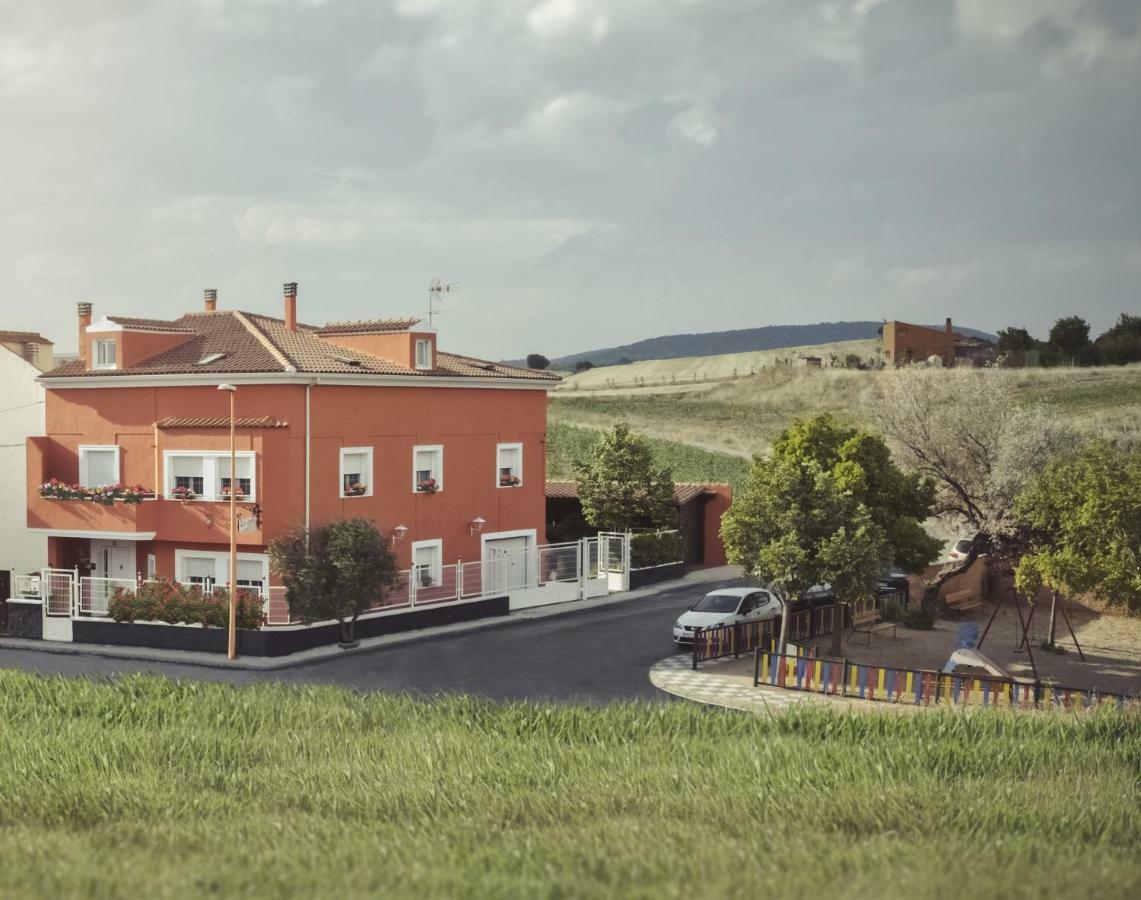 Apartamento 2 4/6 Pax Casa Rural El Sauce. A 2,5 Km De Cuenca Capital Nohales Esterno foto