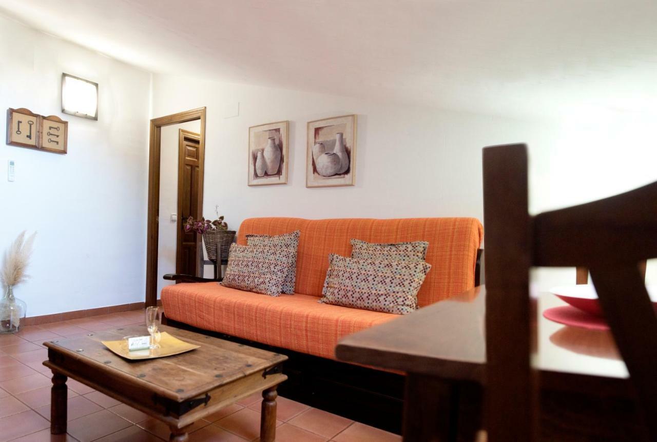 Apartamento 2 4/6 Pax Casa Rural El Sauce. A 2,5 Km De Cuenca Capital Nohales Esterno foto