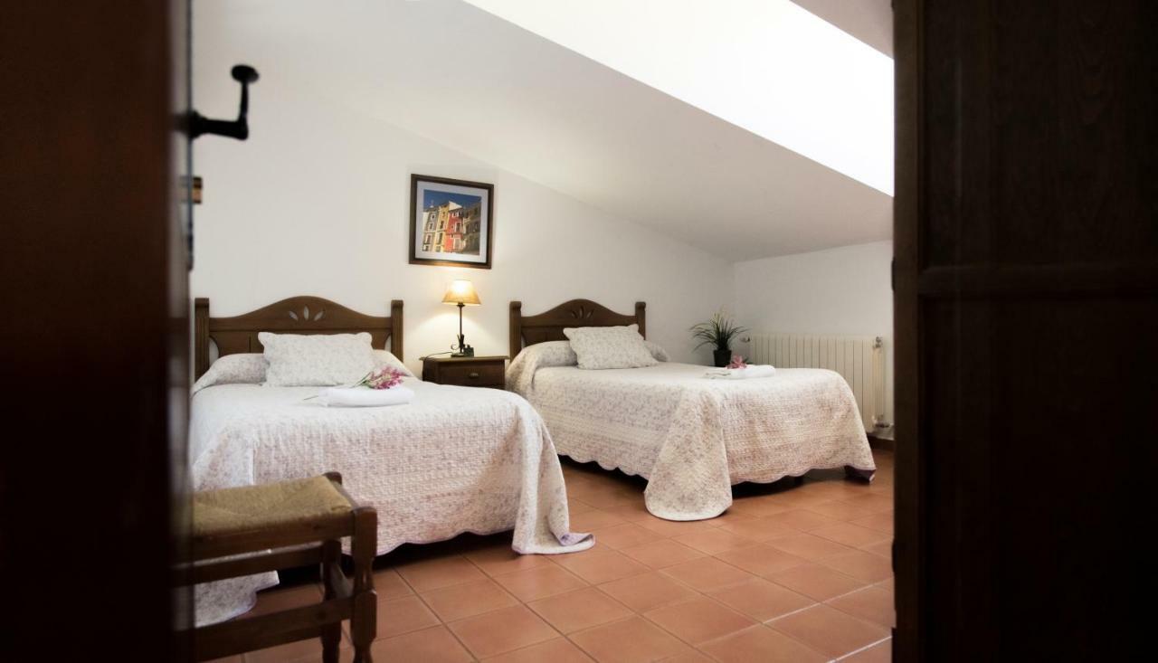 Apartamento 2 4/6 Pax Casa Rural El Sauce. A 2,5 Km De Cuenca Capital Nohales Esterno foto