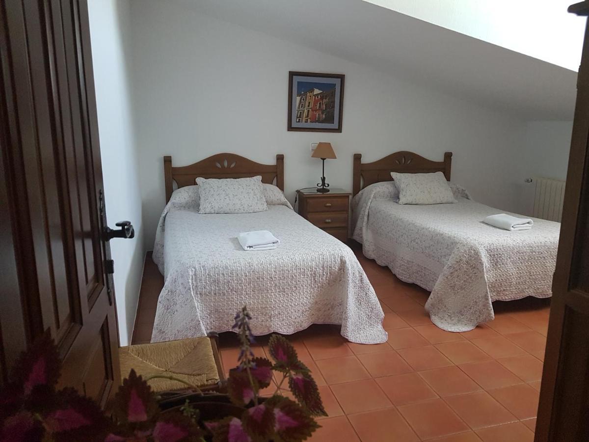 Apartamento 2 4/6 Pax Casa Rural El Sauce. A 2,5 Km De Cuenca Capital Nohales Esterno foto